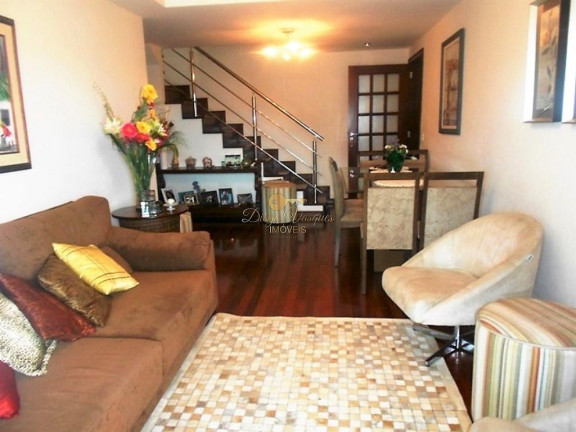 Apartamento com 3 Quartos à Venda, 225 m² em Alto - Teresópolis