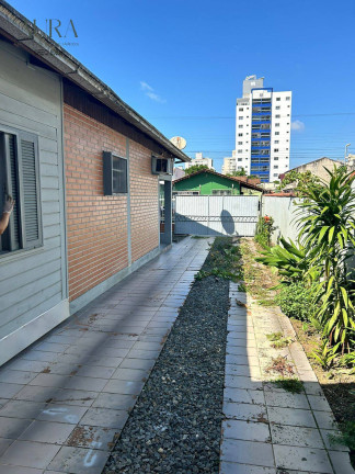 Imagem Casa com 3 Quartos à Venda, em Gravatá - Navegantes Imagem Casa com 3 Quartos à Venda, em Gravatá - Navegantes