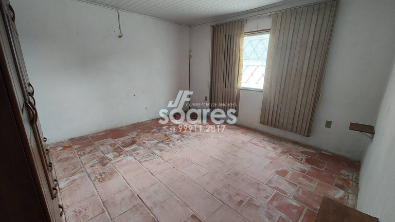 Imagem Casa com 4 Quartos à Venda, 144 m² em Laranjal - Pelotas Imagem Casa com 4 Quartos à Venda, 144 m² em Laranjal - Pelotas
