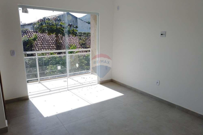 Imagem Casa de Condomínio com 2 Quartos à Venda, 74 m² em Centro - Maricá