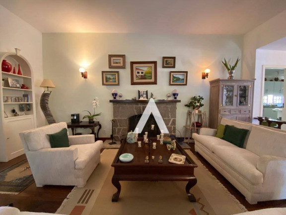 Imagem Casa com 4 Quartos à Venda, 373 m² em Quebra Frascos - Teresópolis Imagem Casa com 4 Quartos à Venda, 373 m² em Quebra Frascos - Teresópolis