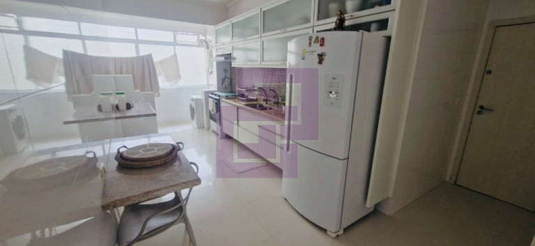 Imagem Apartamento com 3 Quartos à Venda, 170 m² em Pitangueiras - Guarujá Imagem Apartamento com 3 Quartos à Venda, 170 m² em Pitangueiras - Guarujá