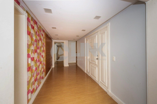 Imagem Apartamento com 4 Quartos à Venda, 283 m² em Moinhos De Vento - Porto Alegre