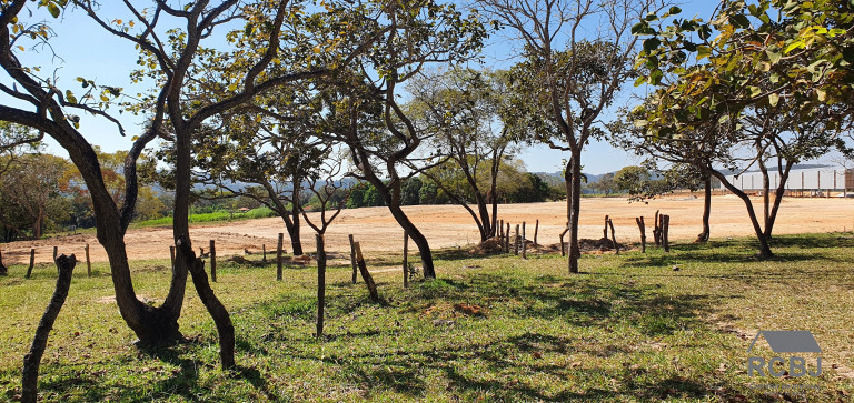 Imagem Terreno à Venda, em Tropeiros - Esmeraldas Imagem Terreno à Venda, em Tropeiros - Esmeraldas