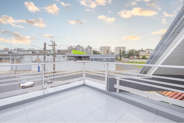 Imagem Casa com 4 Quartos à Venda, 378 m² em Centro - Canoas Imagem Casa com 4 Quartos à Venda, 378 m² em Centro - Canoas