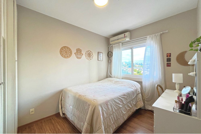Imagem Apartamento com 3 Quartos à Venda, 82 m² em Santana - Porto Alegre Imagem Apartamento com 3 Quartos à Venda, 82 m² em Santana - Porto Alegre