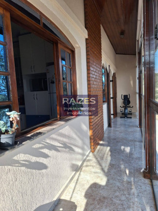 Imagem Casa com 3 Quartos à Venda, 250 m² em Bragança Paulista Imagem Casa com 3 Quartos à Venda, 250 m² em Bragança Paulista