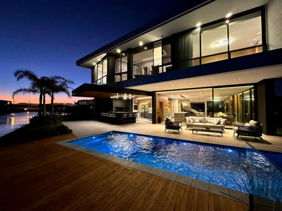 Imagem Casa com 5 Quartos à Venda, 450 m² em Centro - Capao Da Canoa Imagem Casa com 5 Quartos à Venda, 450 m² em Centro - Capao Da Canoa