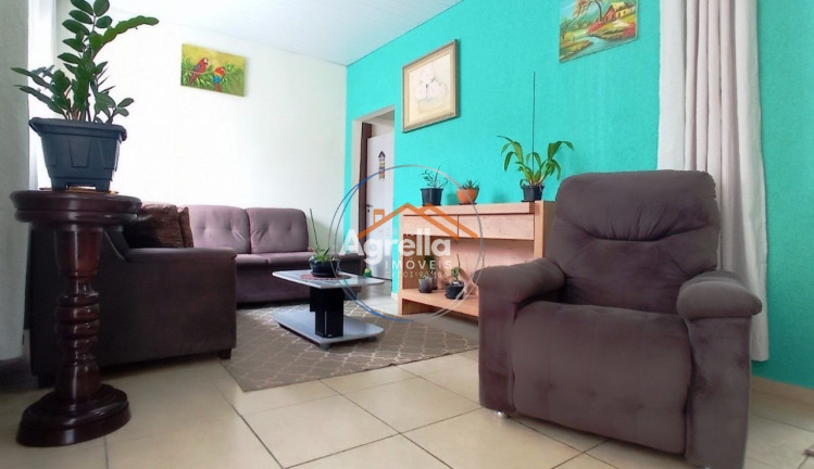 Imagem Casa com 4 Quartos à Venda, 108 m² em Vila Bianchi - Mogi Mirim Imagem Casa com 4 Quartos à Venda, 108 m² em Vila Bianchi - Mogi Mirim