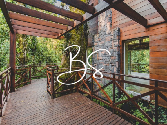 Imagem Casa com 4 Quartos à Venda, 1.241 m² em Centro - Gramado Imagem Casa com 4 Quartos à Venda, 1.241 m² em Centro - Gramado