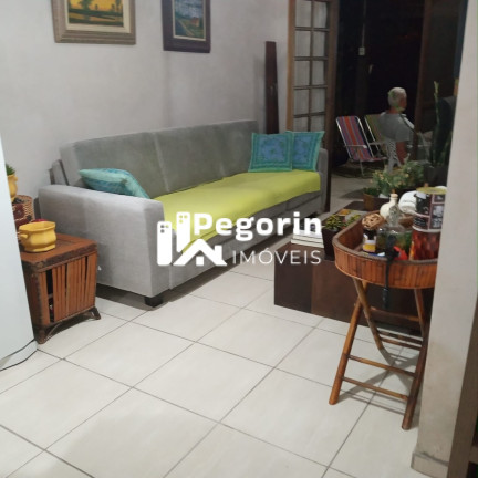 Imagem Casa com 2 Quartos à Venda, 124 m² em Balneário Cambiju - Itapoá