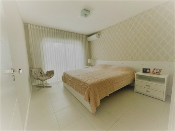 Imagem Casa com 3 Quartos à Venda, 387 m² Imagem Casa com 3 Quartos à Venda, 387 m²