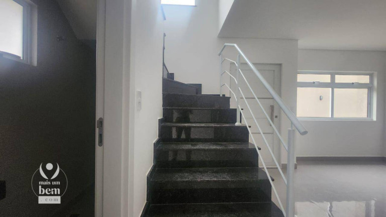 Imagem Sobrado com 3 Quartos à Venda, 113 m² em Portão - Curitiba