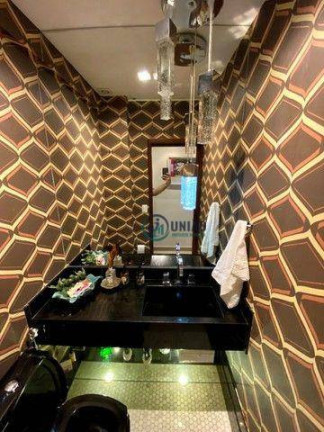 Imagem Apartamento com 3 Quartos à Venda, 143 m² em Icaraí - Niterói