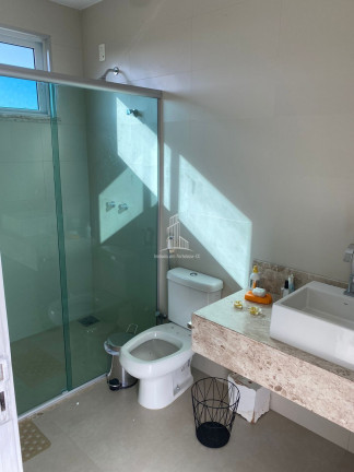 Imagem Casa com 5 Quartos à Venda, 275 m² em Cararu - Eusébio Imagem Casa com 5 Quartos à Venda, 275 m² em Cararu - Eusébio