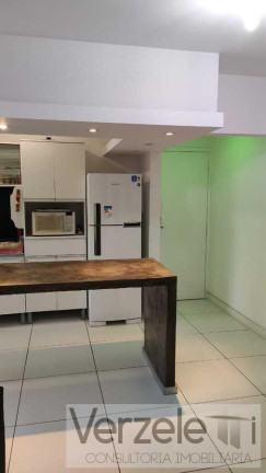Imagem Apartamento com 2 Quartos à Venda, 126 m² em Centro - Balneário Camboriú