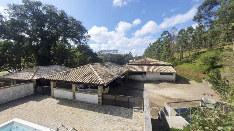 Imagem Chácara com 8 Quartos à Venda, 58.000 m² em Zona Rural Imagem Chácara com 8 Quartos à Venda, 58.000 m² em Zona Rural