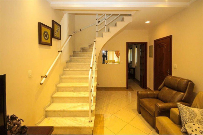 Imagem Casa com 2 Quartos à Venda, 180 m² em São Paulo Imagem Casa com 2 Quartos à Venda, 180 m² em São Paulo