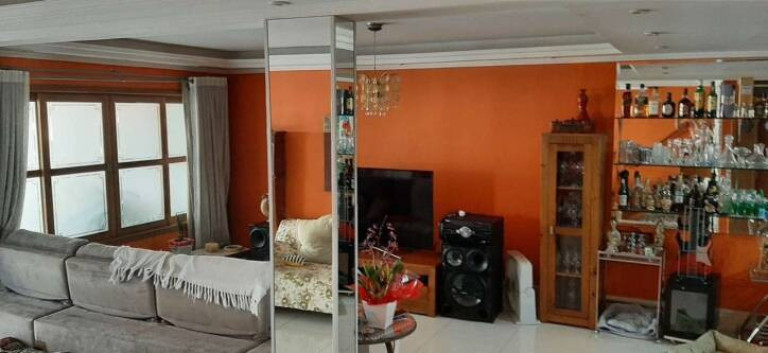 Casa com 3 Quartos à Venda, 256 m² em Jardim Do Lago - São Paulo
