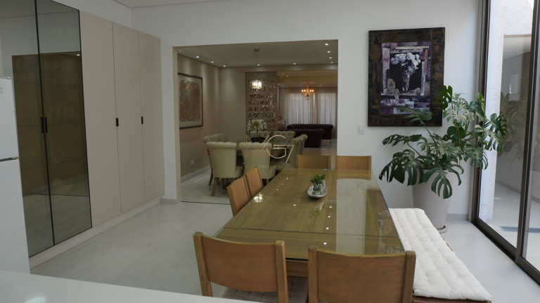 Imagem Sobrado com 3 Quartos à Venda, 205 m² em Jardim Das Américas - Curitiba Imagem Sobrado com 3 Quartos à Venda, 205 m² em Jardim Das Américas - Curitiba