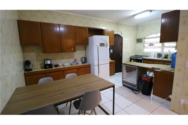 Imagem Casa com 4 Quartos à Venda, em Butantã - São Paulo Imagem Casa com 4 Quartos à Venda, em Butantã - São Paulo