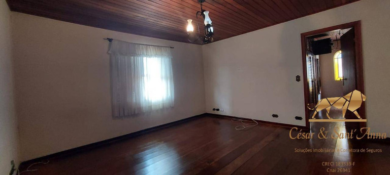 Imagem Casa com 3 Quartos para Alugar, 100 m² em Vila Cláudia - Campos Do Jordão Imagem Casa com 3 Quartos para Alugar, 100 m² em Vila Cláudia - Campos Do Jordão