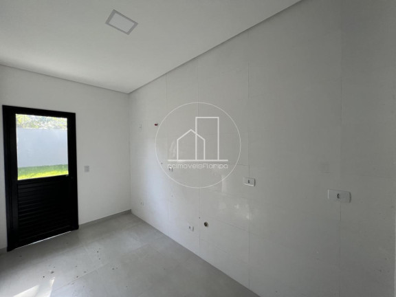 Imagem Casa com 2 Quartos à Venda, 150 m² em São João Do Rio Vermelho - Florianópolis Imagem Casa com 2 Quartos à Venda, 150 m² em São João Do Rio Vermelho - Florianópolis