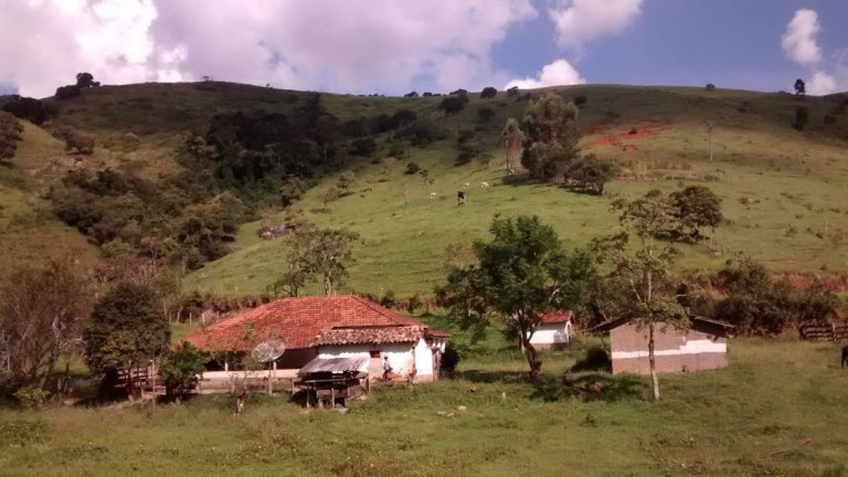 Chácara com 5 Quartos à Venda, 90 m² em Centro - São Luíz Do Paraitinga