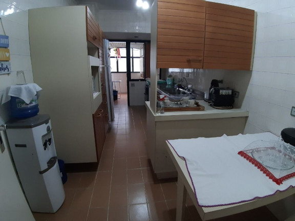 Imagem Apartamento com 3 Quartos à Venda, 215 m² em Pitangueiras - Guarujá