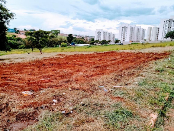 Terreno à Venda, 1.652 m² em Nova Tatuí - Tatuí