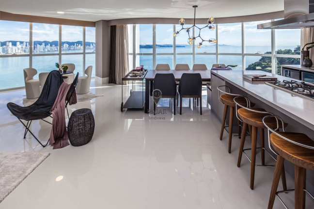 Imagem Apartamento com 4 Quartos à Venda,  em Centro - Balneário Camboriú