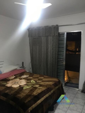 Imagem Sobrado com 4 Quartos à Venda, 225 m² em Jardim Cristiane - Santo André Imagem Sobrado com 4 Quartos à Venda, 225 m² em Jardim Cristiane - Santo André