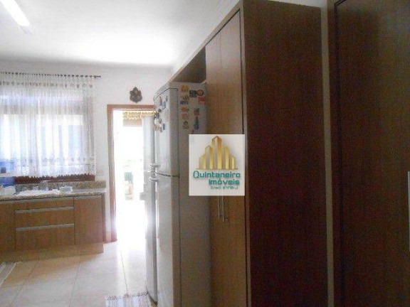 Imagem Sobrado com 3 Quartos à Venda, 230 m² em Parque Renato Maia - Guarulhos Imagem Sobrado com 3 Quartos à Venda, 230 m² em Parque Renato Maia - Guarulhos