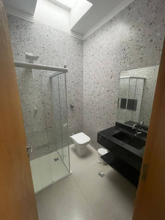 Imagem Casa com 4 Quartos à Venda, 350 m² em Maria Helena Novaes - Peruíbe Imagem Casa com 4 Quartos à Venda, 350 m² em Maria Helena Novaes - Peruíbe
