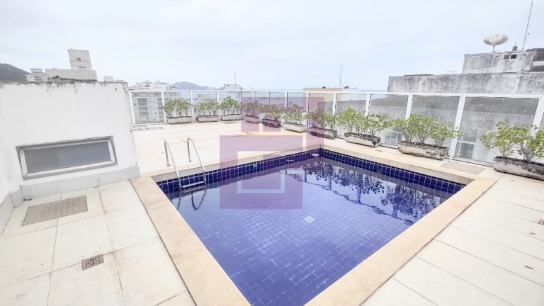 Foto do imóvel Cobertura com 3 Quartos à Venda, 400 m² em Pitangueiras - Guarujá