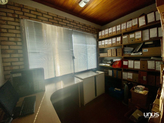Imagem Casa com 5 Quartos à Venda, 320 m² em Barreiros - São José