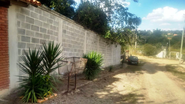 Imagem Imóvel com 2 Quartos à Venda, 150 m² em Jardim Baroni - Esmeraldas Imagem Imóvel com 2 Quartos à Venda, 150 m² em Jardim Baroni - Esmeraldas