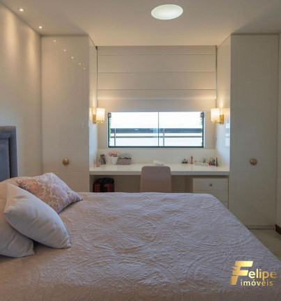 Imagem Imóvel com 4 Quartos à Venda, 250 m² em Praia Da Costa - Vila Velha Imagem Imóvel com 4 Quartos à Venda, 250 m² em Praia Da Costa - Vila Velha