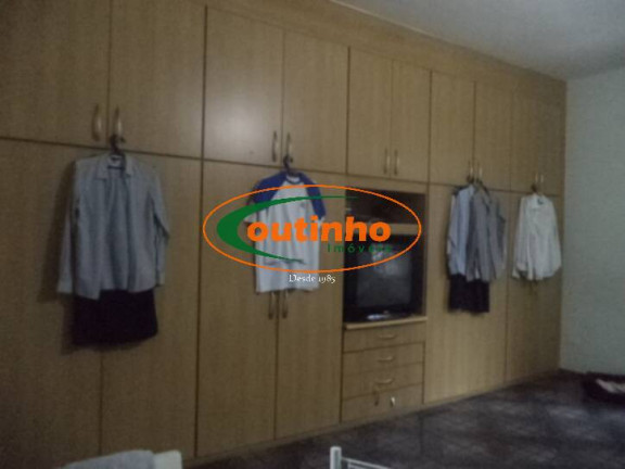 Imagem Casa com 5 Quartos à Venda, 520 m² em Grajaú - Rio De Janeiro Imagem Casa com 5 Quartos à Venda, 520 m² em Grajaú - Rio De Janeiro