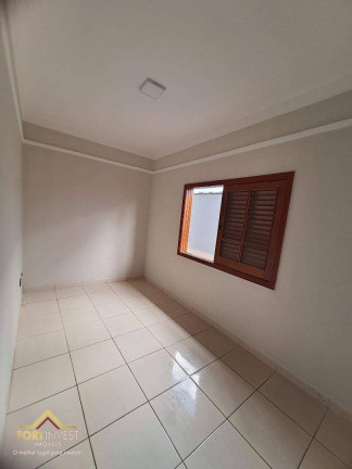 Imagem Imóvel com 3 Quartos à Venda, 123 m² em Maracanã - Praia Grande Imagem Imóvel com 3 Quartos à Venda, 123 m² em Maracanã - Praia Grande