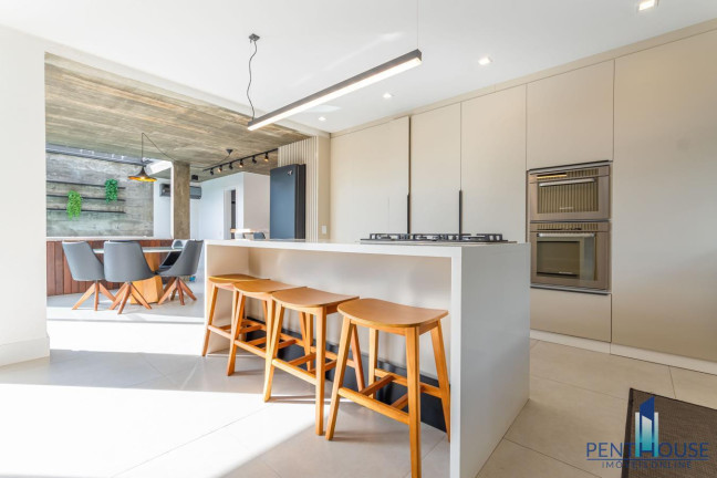 Imagem Casa com 3 Quartos à Venda, 431 m² em Santa Regina - Camboriú Imagem Casa com 3 Quartos à Venda, 431 m² em Santa Regina - Camboriú