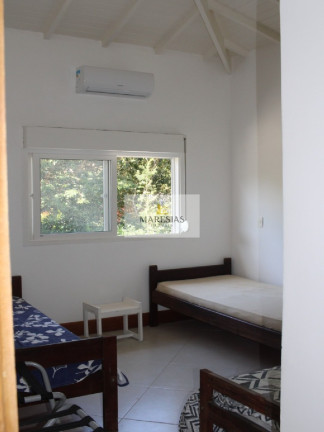 Imagem Casa com 4 Quartos à Venda, 220 m² em Maresias - São Sebastião Imagem Casa com 4 Quartos à Venda, 220 m² em Maresias - São Sebastião