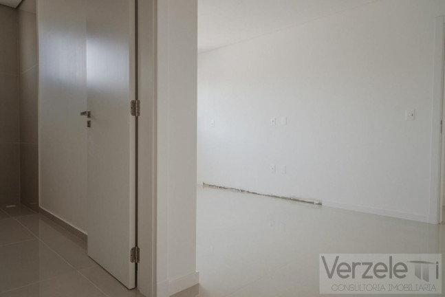 Imagem Apartamento com 4 Quartos à Venda, 173 m² em Praia Brava - Itajaí Imagem Apartamento com 4 Quartos à Venda, 173 m² em Praia Brava - Itajaí