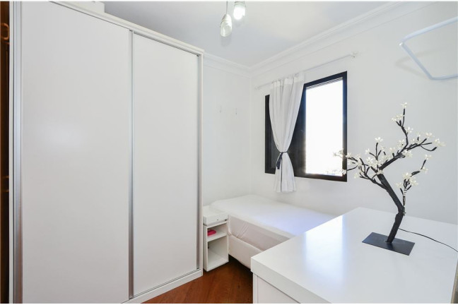 Imagem Imóvel com 3 Quartos à Venda, em Saúde - São Paulo Imagem Imóvel com 3 Quartos à Venda, em Saúde - São Paulo