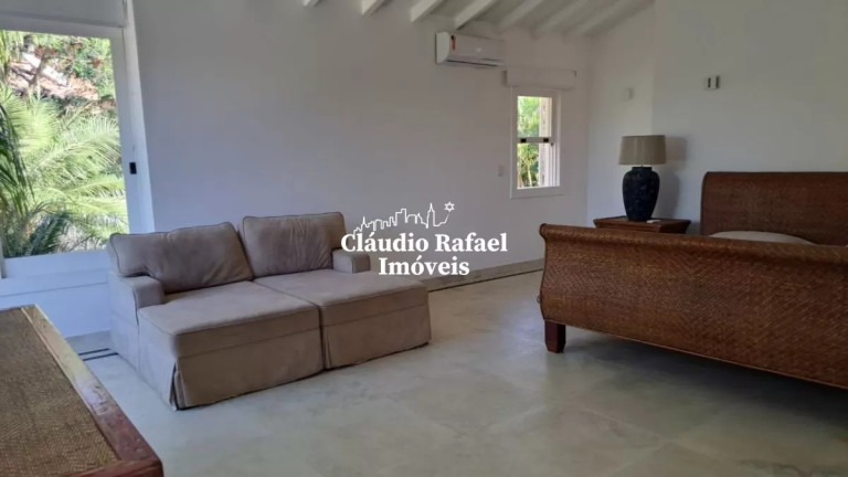 Imagem Casa com 6 Quartos à Venda, 386 m² em Ferradura - Armação Dos Búzios