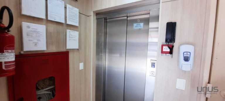 Imagem Sala Comercial à Venda, 28 m² em Kobrasol - São José