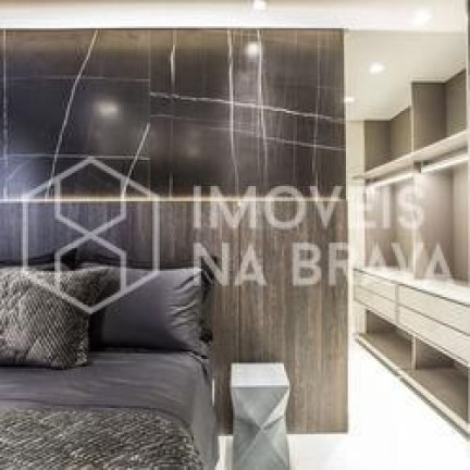 Imagem Apartamento com 4 Quartos à Venda, 167 m² em Centro - Balneário Camboriú Imagem Apartamento com 4 Quartos à Venda, 167 m² em Centro - Balneário Camboriú