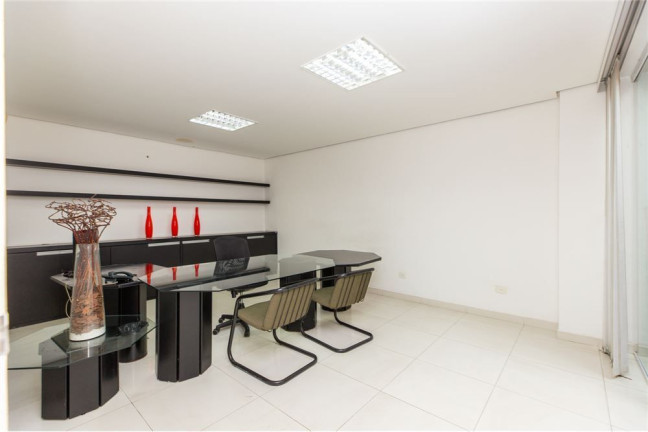 Imagem Casa com 9 Quartos à Venda, 304 m² em Vila Mariana - São Paulo Imagem Casa com 9 Quartos à Venda, 304 m² em Vila Mariana - São Paulo