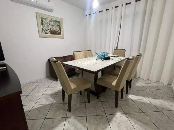 Imagem Casa com 4 Quartos à Venda, 240 m² em Balneário - Florianópolis Imagem Casa com 4 Quartos à Venda, 240 m² em Balneário - Florianópolis