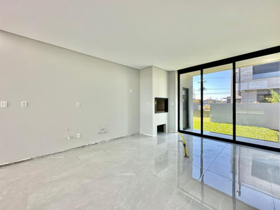 Imagem Casa com 4 Quartos à Venda, 250 m² em -- - Xangri-la Imagem Casa com 4 Quartos à Venda, 250 m² em -- - Xangri-la